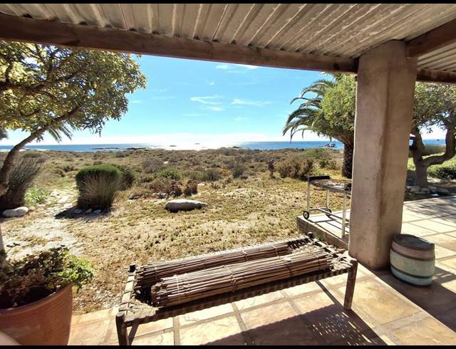 2 BEDROOM HOUSE FOR SALE IN HANNASBAAI
